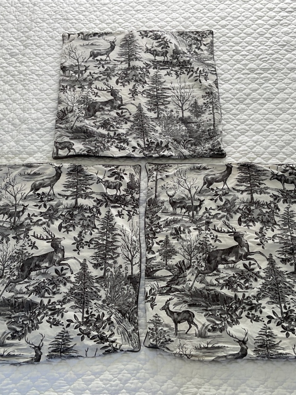 Pottery Barn Set of 3 Alpine Toile Reversible Comforter Quilted Euro Shams Deer